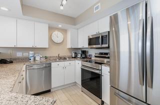 New to rentals and newly re-decorated - 605 Brighton Kingston Plantation condo - Myrtle Beach - 7