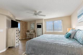Ocean front 2 bedroom, 2 bath condo - 301 Brighton condo - Myrtle Beach - 2