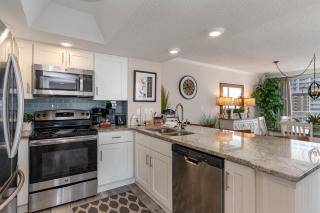 Gorgeously remodeled 2 bedroom ocean front unit - 509 South Hampton condo - Myrtle Beach - 6