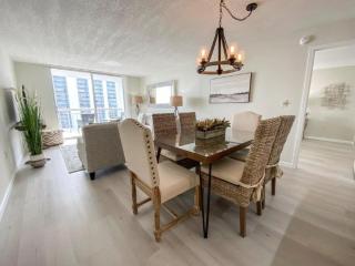 Stunning ocean view remodeled 2 bedroom 2 bath condo, 908 South Hampton condo - Myrtle Beach - 5