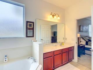 Disney Area Pool Home - 6BR/4.5Ba - 12 Guests - 4