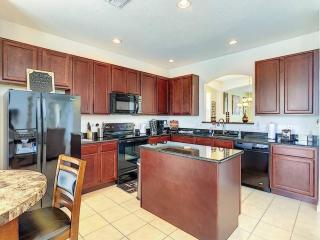 Disney Area Pool Home - 6BR/4.5Ba - 12 Guests - 2