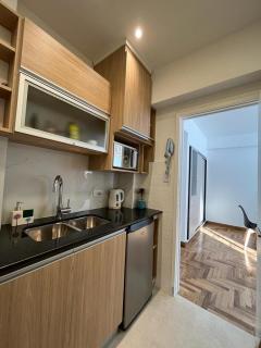 IMPECABLE DEPARTAMENTO. PLAZA COLON CON BALCON A LA CALLE - Mar del Plata - 2