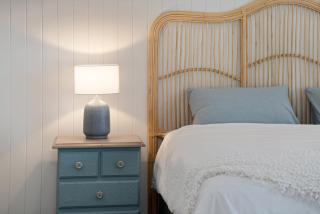 4 bedroom home with theatre room, close to CBD and beaches. - 3