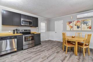 Hot tub & Fire pit, just 11 miles to downtown AVL - 9