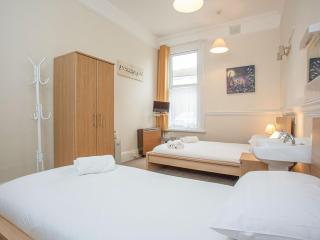 Apartment Three - Uk39836 - Paignton - 7