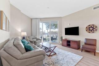 Family friendly condo in heart of Destin! Resort style pool, tennis courts minutes from beach - Destin - 3