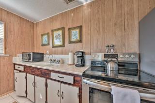 Fernandina Cottage with Deck and Direct Beach Access! - 2