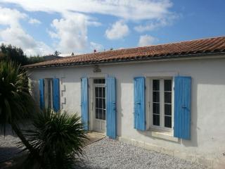 Maison 4 Pers. Décorée avec Piscine & WiFi - FR-1-535-14 - Angoulins-sur-Mer - 7