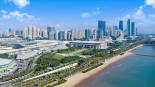 Xiamen International Seaside Hotel -Hotel corridor leads to the stone exhibition hall - Xiamen - 0