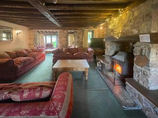 Duvale Barn - 5