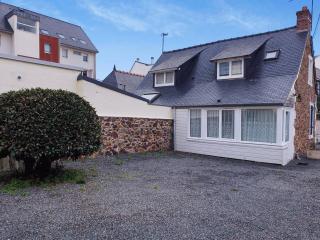 Maison à Perros-Guirec avec WIFI, proche centre-ville et plage, cour fermée, parking privé - FR-1-368-324 - 4