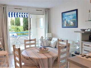 Appartement T2 cosy avec piscine, terrasse, parking sécurisé proche plage et commerces - Le Lavandou - FR-1-251-227 - Le Lavandou - 5