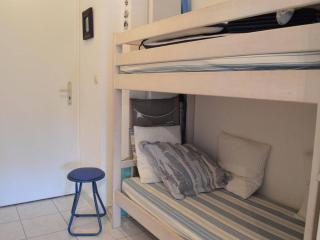 Appartement T2 cosy avec piscine, terrasse, parking sécurisé proche plage et commerces - Le Lavandou - FR-1-251-227 - Le Lavandou - 2