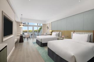 Xiamen International Seaside Hotel -Hotel corridor leads to the stone exhibition hall - Xiamen - 2