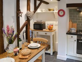 Lavenham Red Brick Cottage - 9