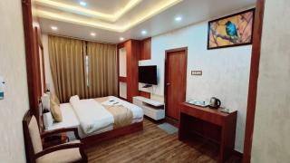V SQUARE AIRPORT HOTEL - Lucknow - 2
