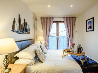 Crow's Nest - 9