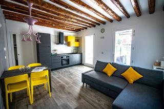 YELLOW GARDEN - Venice - 0