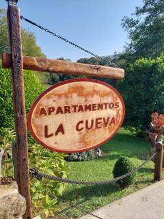 Vivienda Rural - Apartamentos La Cueva - Hornedo - Entrambasaguas - 0