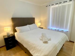 Forrest Holiday Unit Bunbury - Glen Iris - 1
