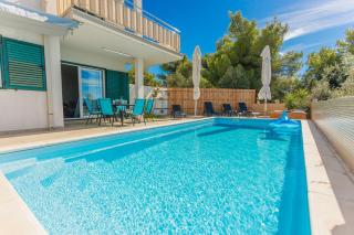 Nono Jure , private pool & sauna - Milna - 0