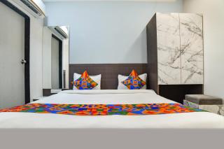 FabHotel Devs Inn - 4