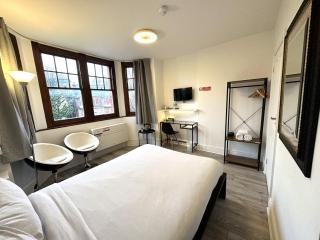 Sleeplicity London Heathrow - Feltham - 6