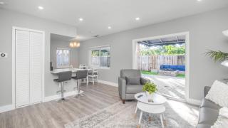 Luxe Modern 2 BDR Near Downtown FTL - 2