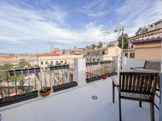 Romantic Duplex with terrace and great views - Girona - 0