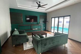 Charis Janda Baik Semi-D Villa 5:3 Bedrooms + Pool - 1
