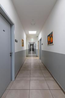 BOARDINGHOUSE KAYSER Günstige Monteursunterkunft, Monteurwohnung in Hanau bei Frankfurt am Main und Aschaffenburg, KOSTENFREIE PARKPLÄTZE! - Hanau am Main - 7
