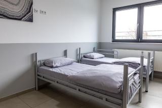 BOARDINGHOUSE KAYSER Günstige Monteursunterkunft, Monteurwohnung in Hanau bei Frankfurt am Main und Aschaffenburg, KOSTENFREIE PARKPLÄTZE! - 0