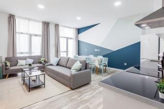 Apartamento nuevo cerca de la playa y del centro - Valencia - 0