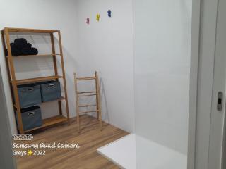 Apartamento nuevo cerca de la playa y del centro - Valencia - 2