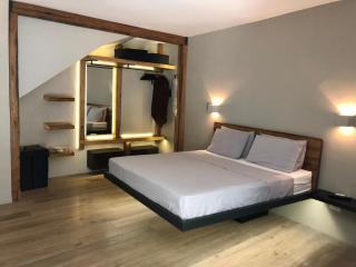 Super Design Appartamento Napoli Centro con Sky wifi veloce e Netflix - Napels - 0
