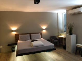 Super Design Appartamento Napoli Centro con Sky wifi veloce e Netflix - Napels - 7