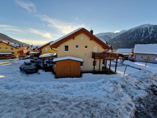Chalet in Kötschach am Skihang - 3