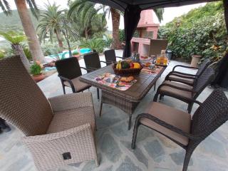 Monica's Tropical Villa - 3