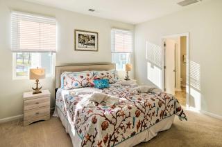 Colorful Myrtle Beach House 2 Mi to Beaches! - Myrtle Beach - 1