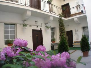 Mila Apartments - Prague - 2