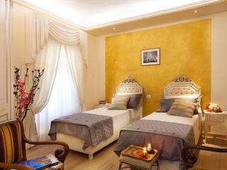La Culla di Dante Luxury Apartment in Duomo - Firenze - 1