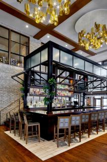 The Hotel Landing - Wayzata - 7