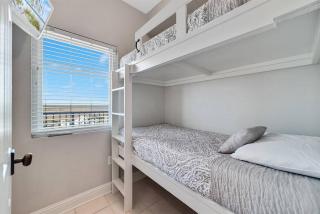 Lighthouse unit 1012 - Luxury Beachfront Condo - Gulf Shores - 1