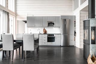 Guestly Homes - Seaside Stay with Sauna - 1