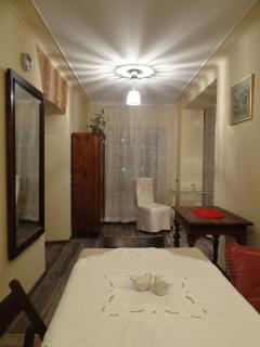 Art Apartment on Rynok Square - 1