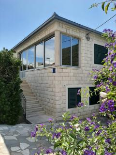 Apartments and rooms with parking space Trpanj, Peljesac - 250 - Trpanj - 0