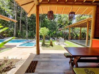 Casa em condomínio com piscina, quintal e garagem - Porto Seguro - 7