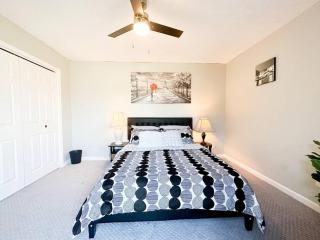 Bits n Boom Crib - Lexington - 1