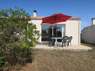 Maison 4 pièces avec grand jardin clos, proche plage Vertbois, 7 couchages, animaux admis - FR-1-246A-176 - Grand-Village-Plage - 9